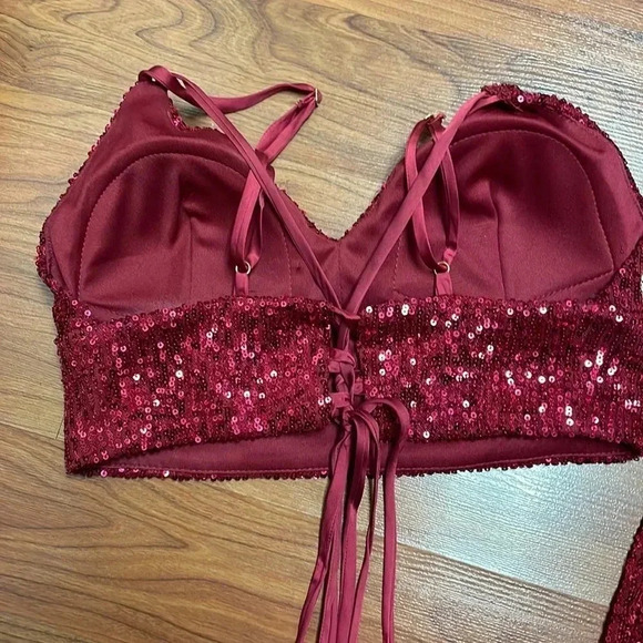 Jump Sequin-Embellished V-Neck Cropped Top & Long Skirt Two-Piece Dress - Picture 7 of 11